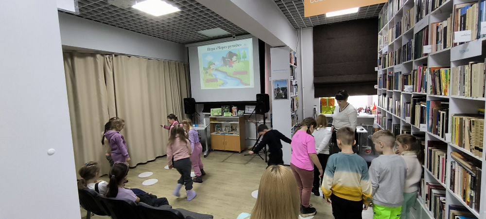 Познавательный час «Весна-красна»