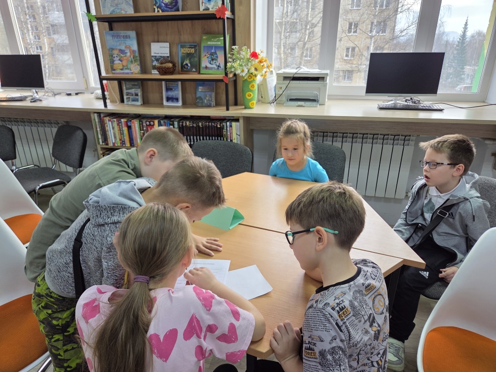 Интеллектуальная игра «Знатоки дорожного движения»